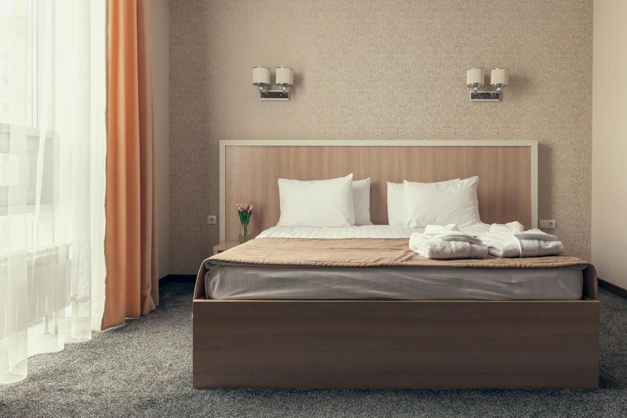 AYKUN Hotel Astana Buitenkant foto